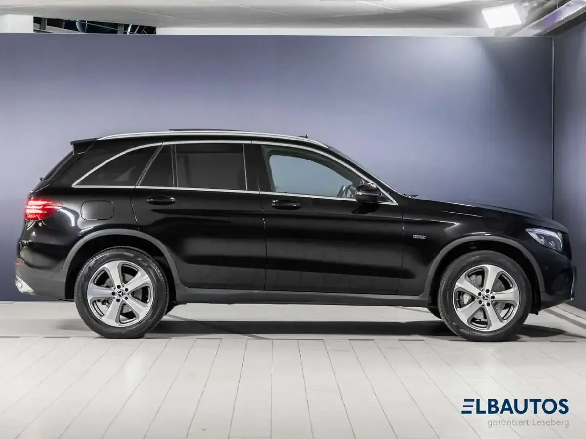 Gebraucht Mercedes GLC350 Exclusive 320 PS (235 kW) 2018 Obsidianschwarz SUV