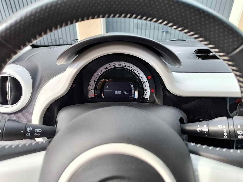 Second-hand Renault Twingo 90 CP (66 kW) 2018 Gri Hatchback