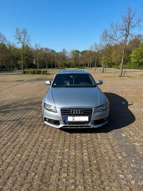 Silber Gebraucht 2009 Audi A4 Ambition Kombi | 6.200 € (Guter Preis) - Bild 1/4