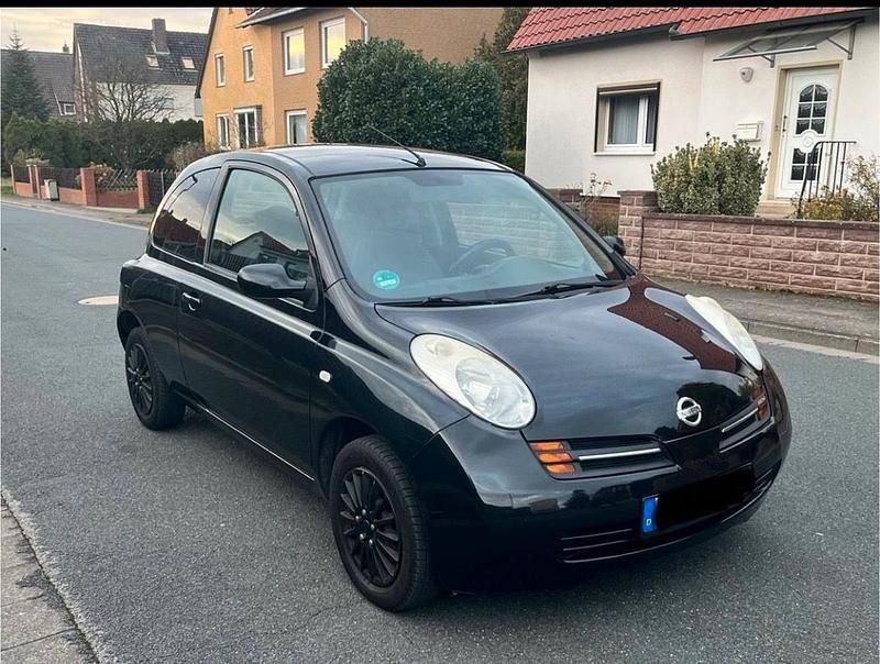 Schwarz Gebraucht 2004 Nissan Micra Kleinwagen | 900 € (Guter Preis) - Bild 1/4