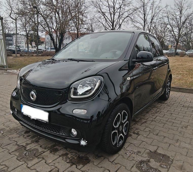 Schwarz Gebraucht 2019 Smart ForFour Electric Drive Prime Kleinwagen | 8.500 € (Guter Preis) - Bild 1/4