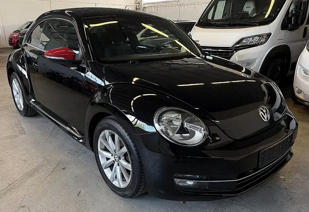 Gebraucht VW Beetle CLUB 105 PS (77 kW) 2015 Schwarz Kleinwagen