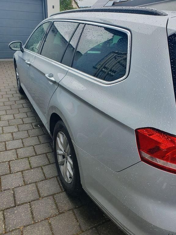 Gebraucht VW Passat Comfortline 150 PS (110 kW) 2017 Silber Kombi
