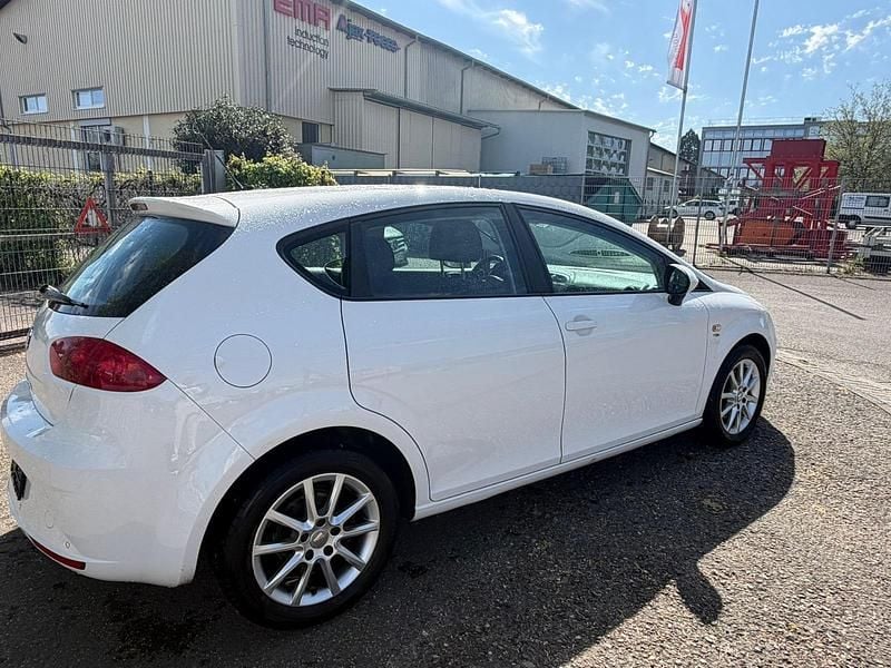 Usata Seat Leon 140 CV (102 kW) 2010 Bianco Utilitaria