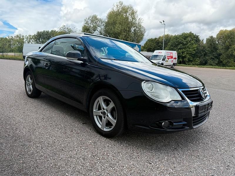 Schwarz Gebraucht 2006 VW Eos Cabrio | 1.990 € (Superpreis) - Bild 1/4