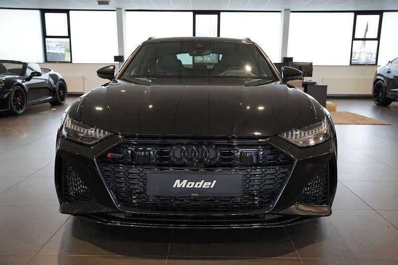 Usata Audi RS6 Performance 630 CV (463 kW) 2024 Nero Station wagon