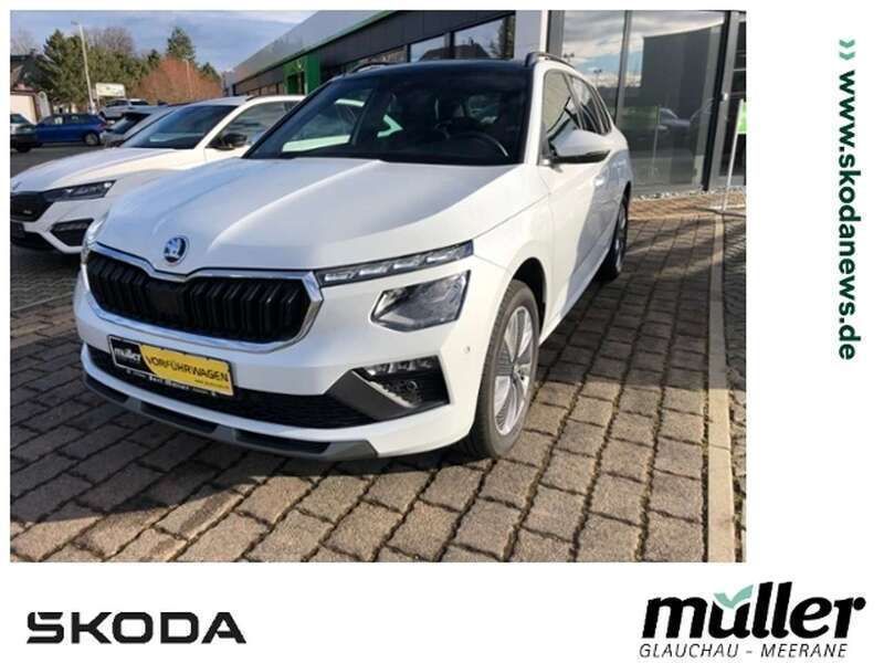 Weiß (moonweiß) Gebraucht 2024 Skoda Kamiq Selection SUV | 31.990 € (Teuer) - Bild 1/4