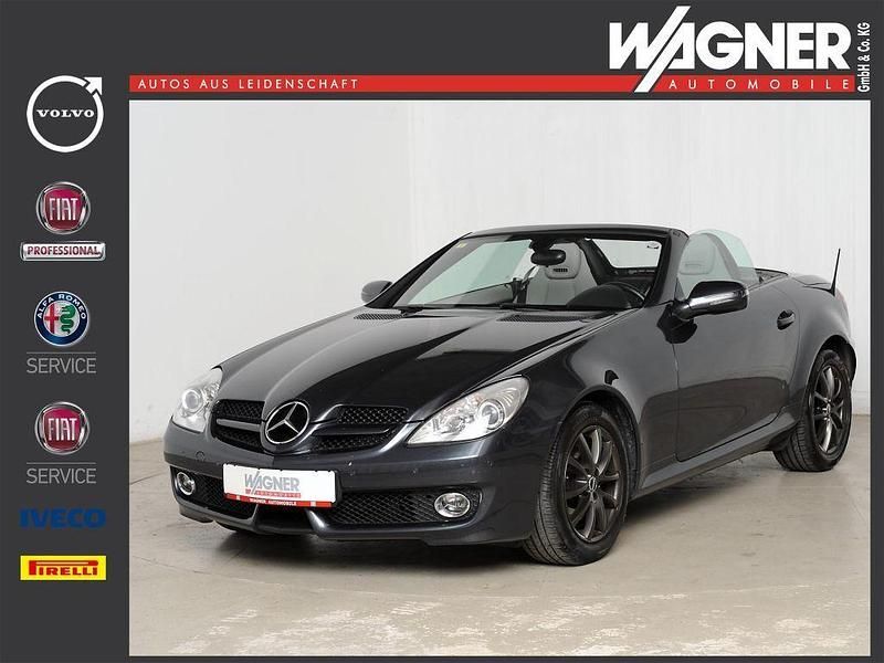 Grau Gebraucht 2011 Mercedes SLK200 Cabrio | 12.770 € (Superpreis) - Bild 1/4