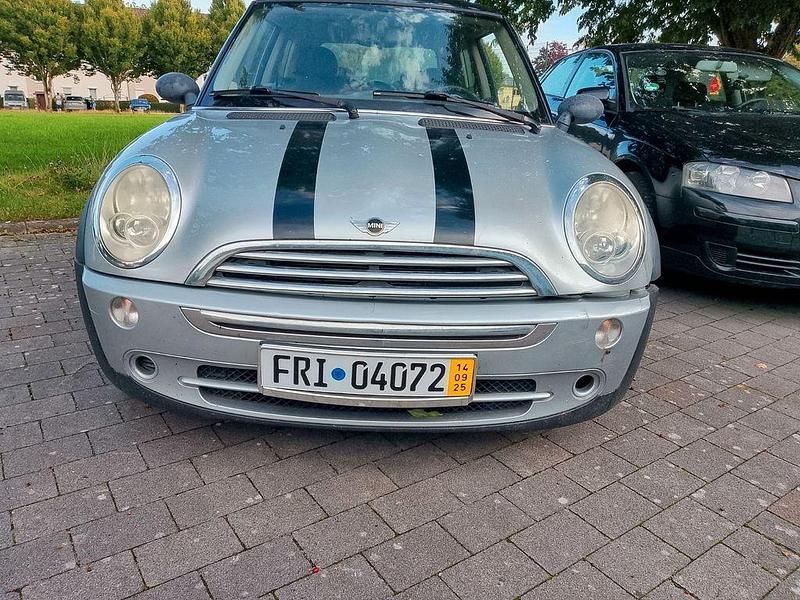 Silber Gebraucht 2006 Mini ONE Kleinwagen | 950 € (Superpreis) - Bild 1/4