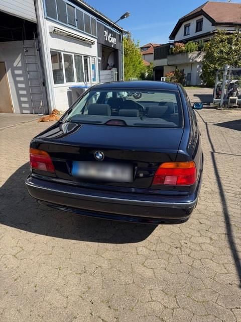 Occasion BMW 528 193 ch (141 kW) 1998 Bleue Berline