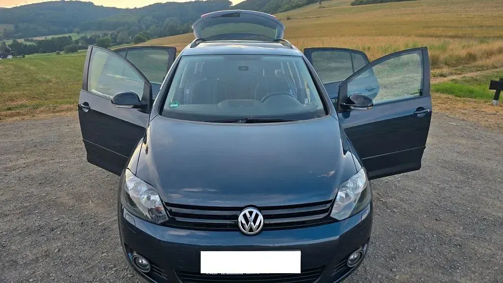 Gebraucht VW Golf Plus Cross Match 105 PS (77 kW) 2012 Blau Van / Kleinbus