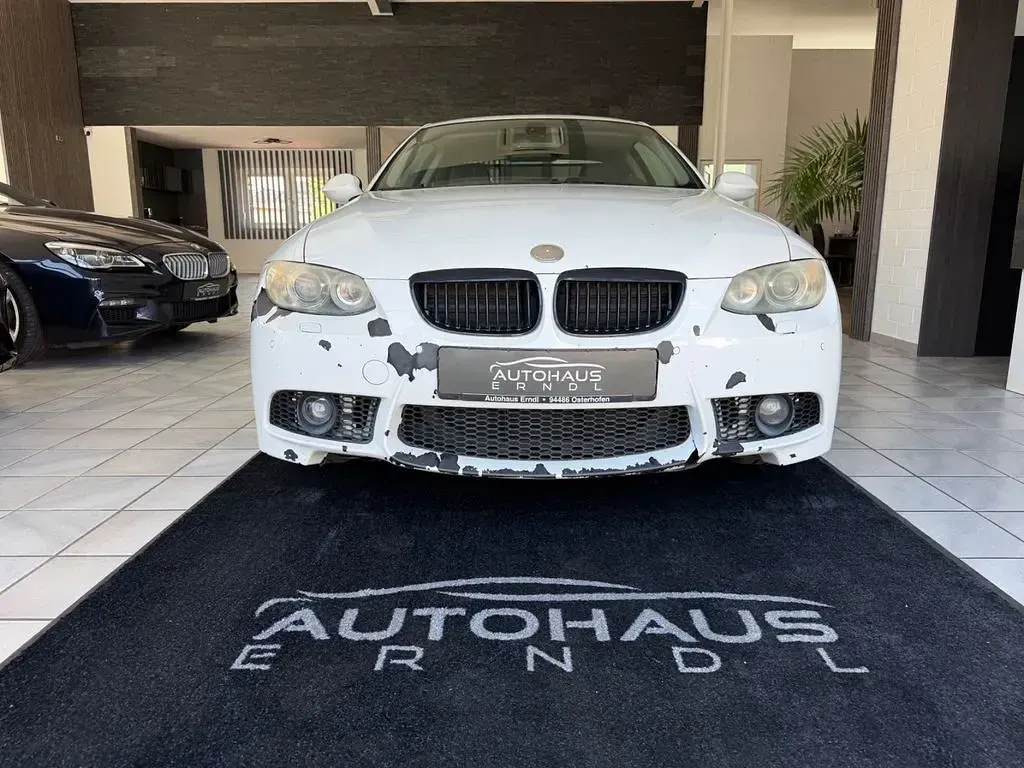 Gebraucht BMW 320 Comfort Edition 170 PS (125 kW) 2008 Weiß Coupé