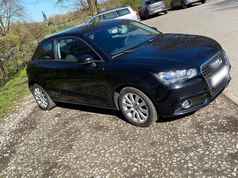 Gebraucht Audi A1 85 PS (62 kW) 2013 Schwarz Kleinwagen