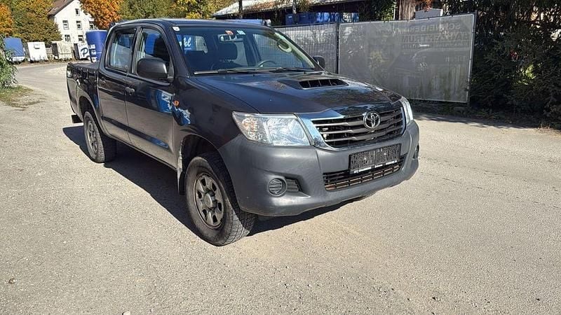 Grau Gebraucht 2012 Toyota HiLux Life Abholung | 12.800 € (Fairer Preis) - Bild 1/4