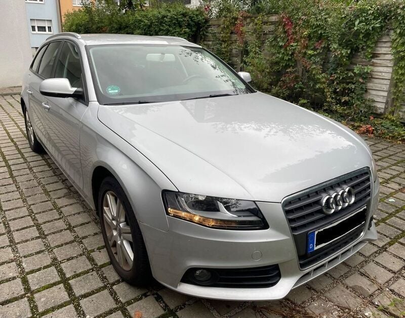 Silber Gebraucht 2010 Audi A4 Ambition Kombi | 4.000 € (Guter Preis) - Bild 1/4