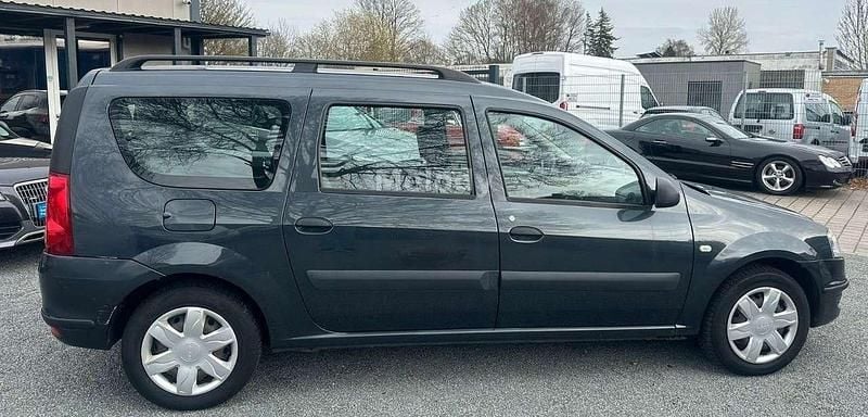 Gebraucht Dacia Logan MCV Ambiance 87 PS (63 kW) 2009 Grau Kombi