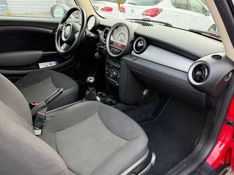 Usado Mini ONE 81 HP (59 kW) 2011 Andere Citadino