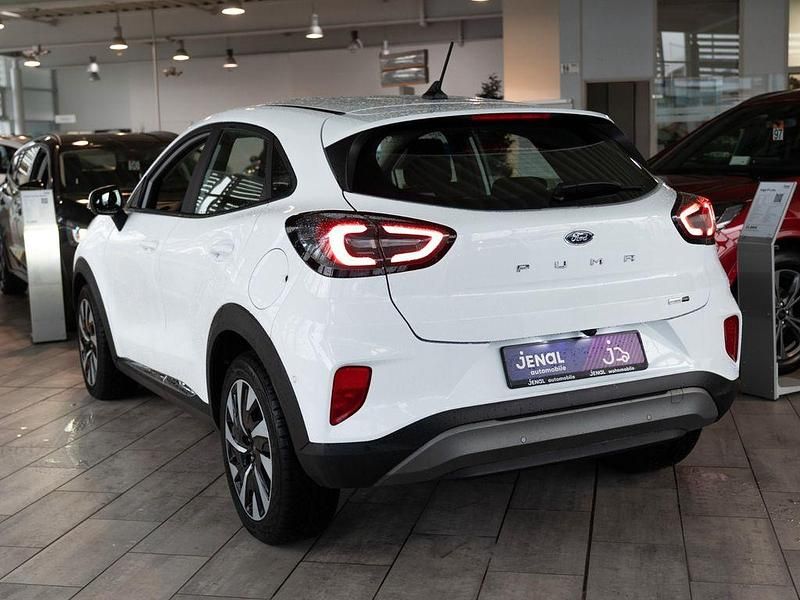 Gebraucht Ford Puma Titanium 125 PS (91 kW) 2022 Frozen white SUV