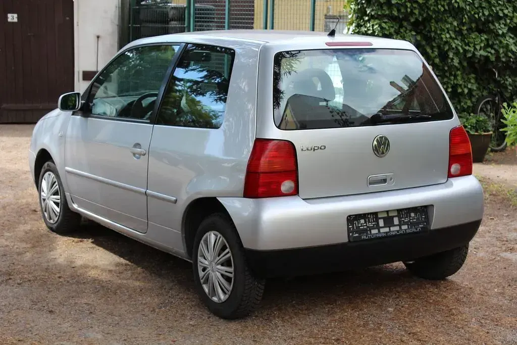 Gebraucht VW Lupo 50 PS (36 kW) 2003 Silber Kleinwagen