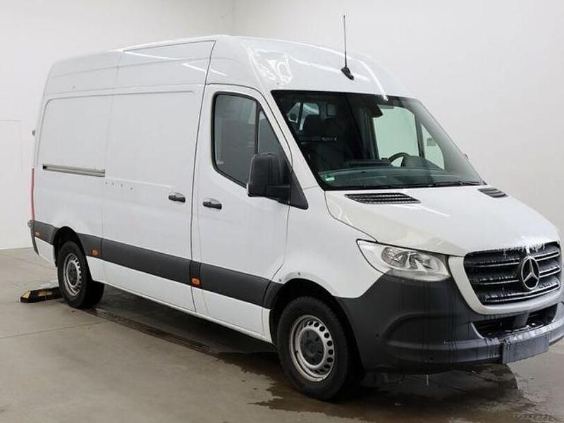 Gebraucht Mercedes Sprinter 170 PS (125 kW) 2022 Arktikweiß Van