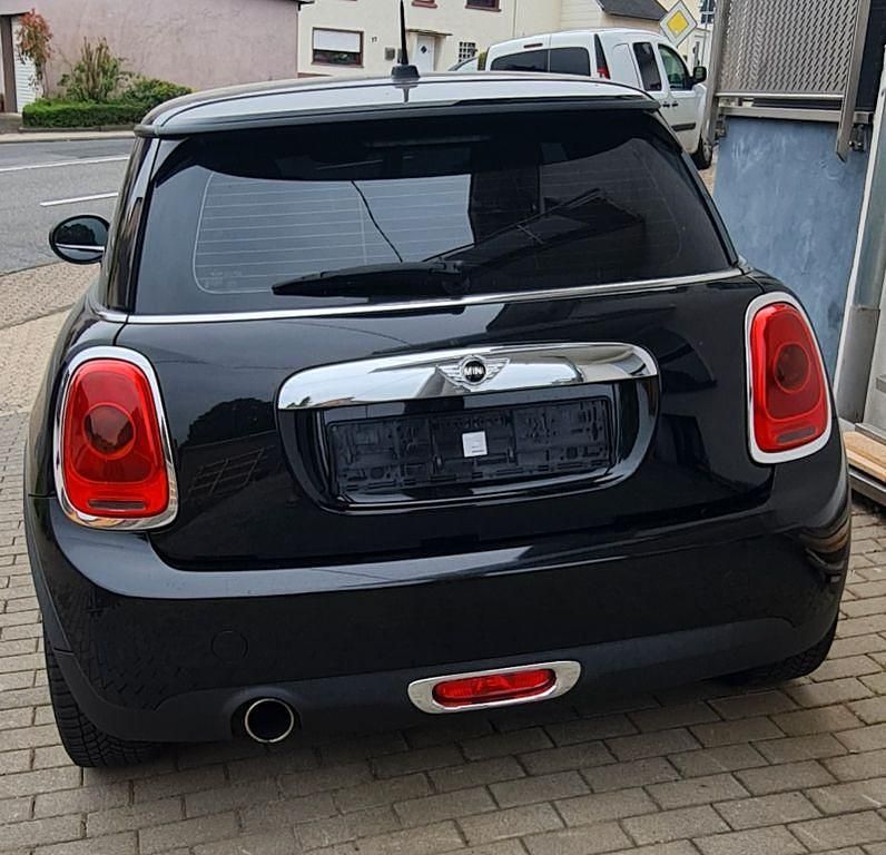 Gebraucht Mini ONE 102 PS (75 kW) 2014 Schwarz Kleinwagen