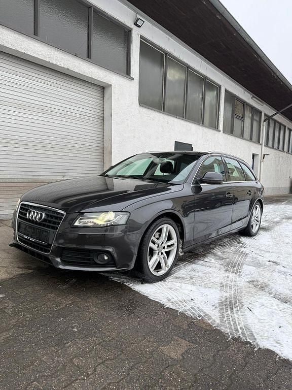 Grau Gebraucht 2009 Audi A4 Ambition Kombi | 5.990 € (Fairer Preis) - Bild 1/4