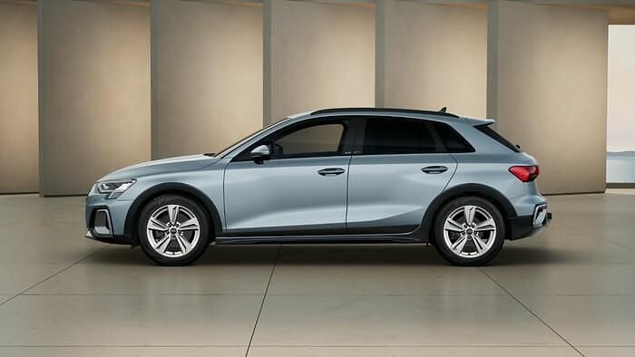 Second-hand Audi A3 Sport 150 CP (110 kW) 2025 Gri Berlinǎ