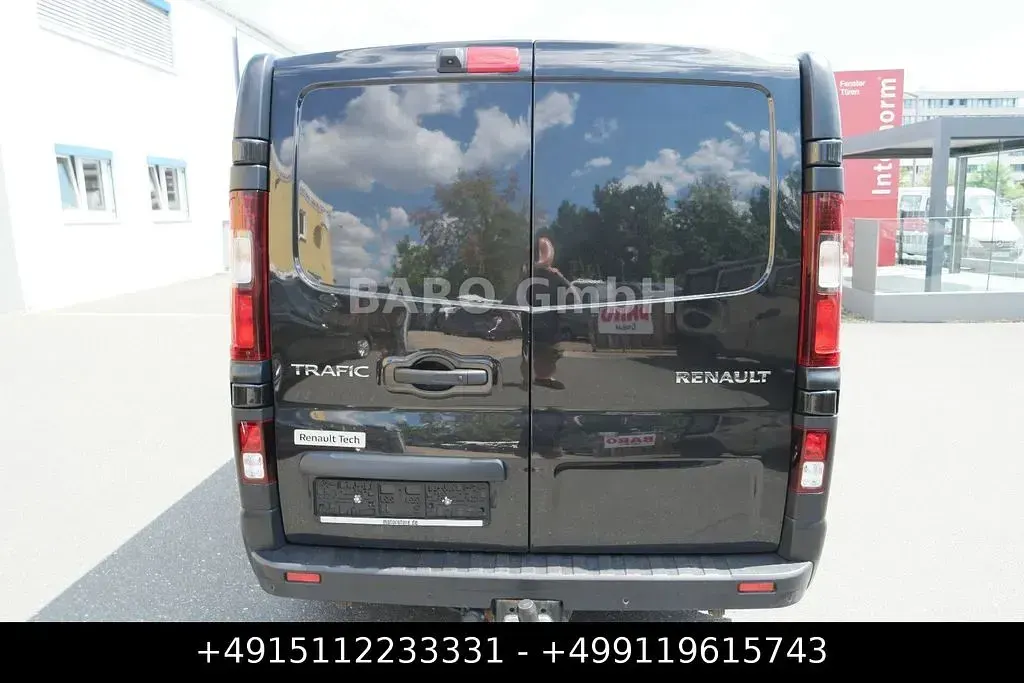 Gebraucht Renault Trafic Komfort 170 PS (125 kW) 2020 Schwarz Van / Kleinbus