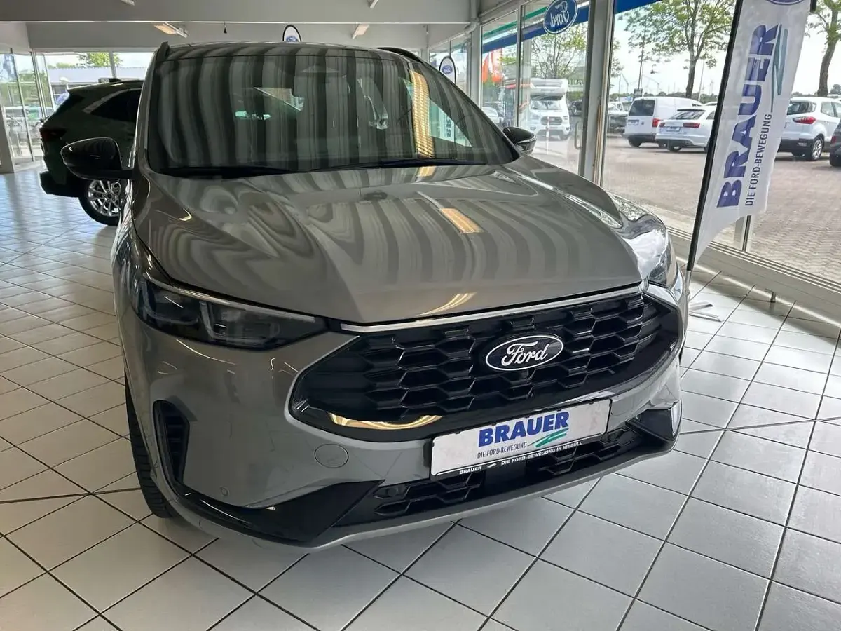 Neu Ford Kuga ST-Line X 179 PS (131 kW) 2026 Silber SUV