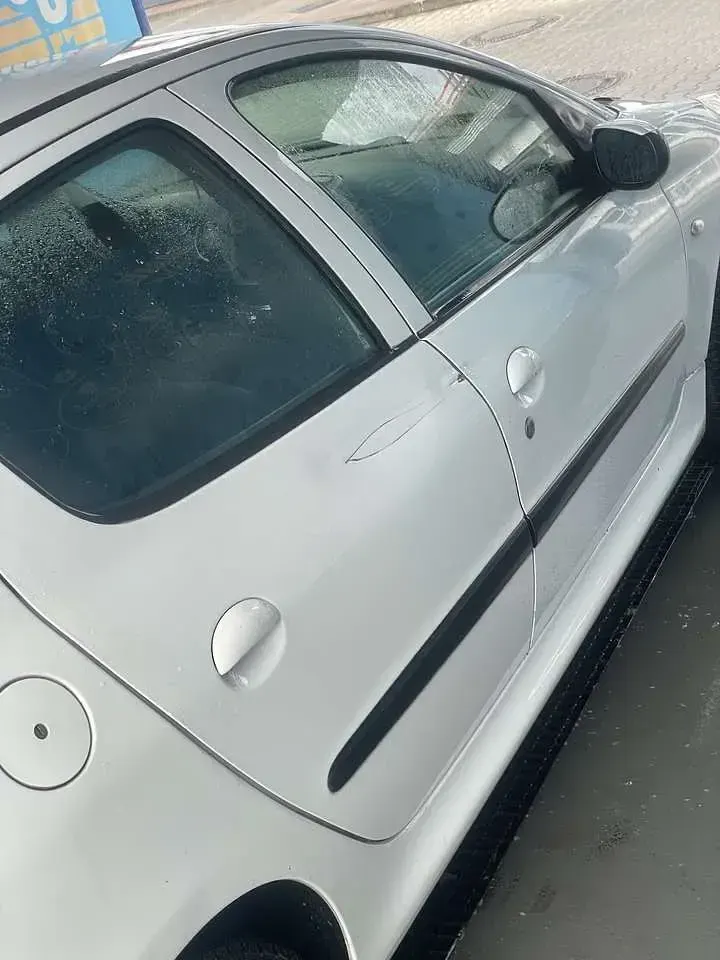 Gebraucht Peugeot 206+ 73 PS (53 kW) 2011 Kleinwagen