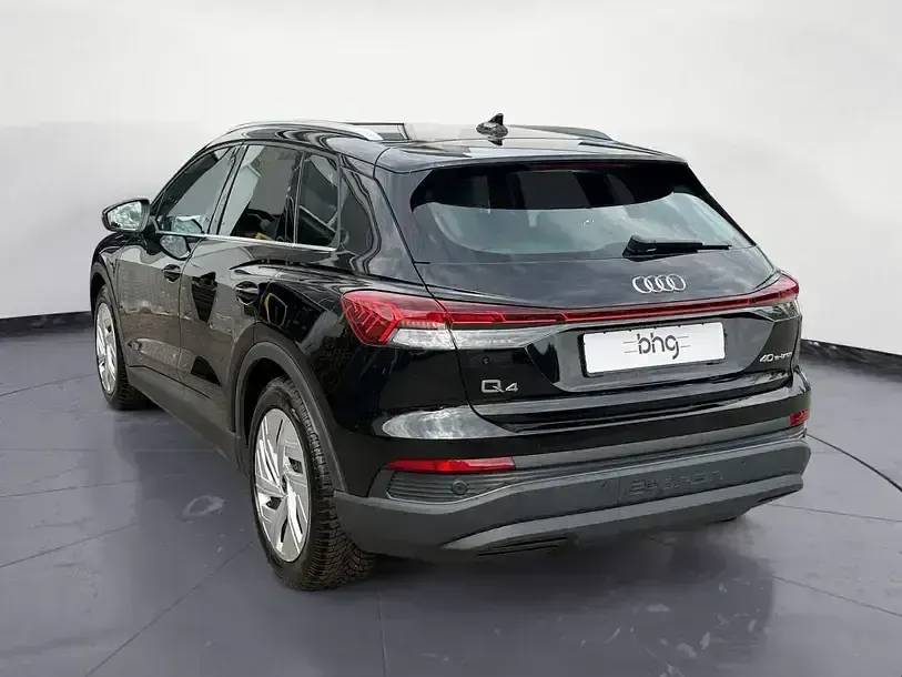 Gebraucht Audi Q4 e-tron Sport 150 kW (204 PS) 2022 Schwarz SUV
