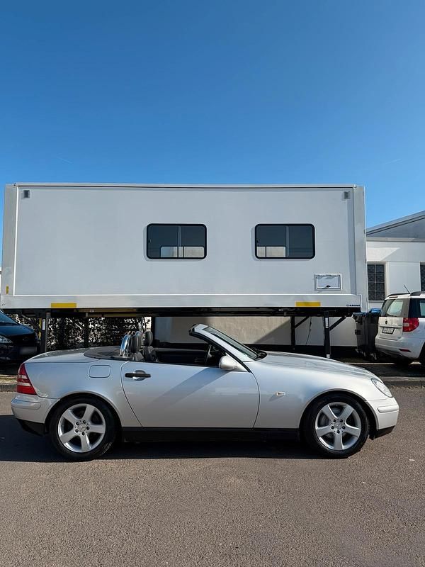 Gebraucht Mercedes SLK230 197 PS (144 kW) 1997 Silber Cabrio