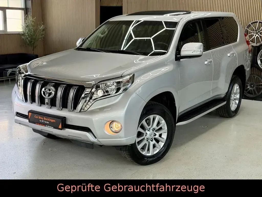 Gebraucht Toyota Land Cruiser TEC-Edition 177 PS (130 kW) 2016 Silber SUV