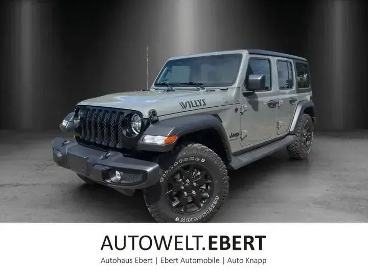 Grau Gebraucht 2023 Jeep Wrangler SUV | 58.790 € (Etwas zu teuer) - Bild 1/4