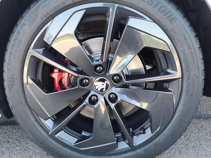 Stahlgrau Neu 2025 Skoda Octavia RS Kombi | 42.013 € (Fairer Preis) - Bild 1/4