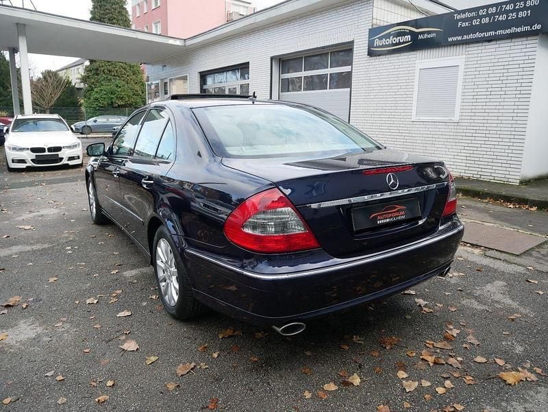 Gebraucht Mercedes E280 Elegance 231 PS (169 kW) 2007 Blau Limousine