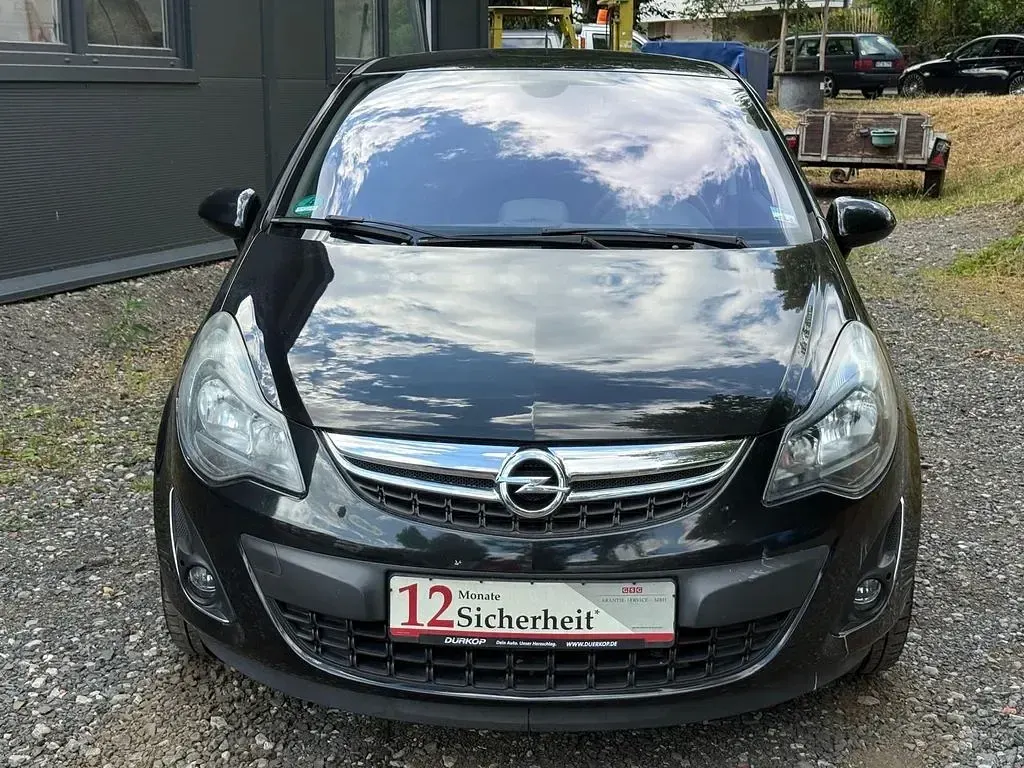 Gebraucht Opel Corsa Color Edition 69 PS (50 kW) 2013 Schwarz Kleinwagen