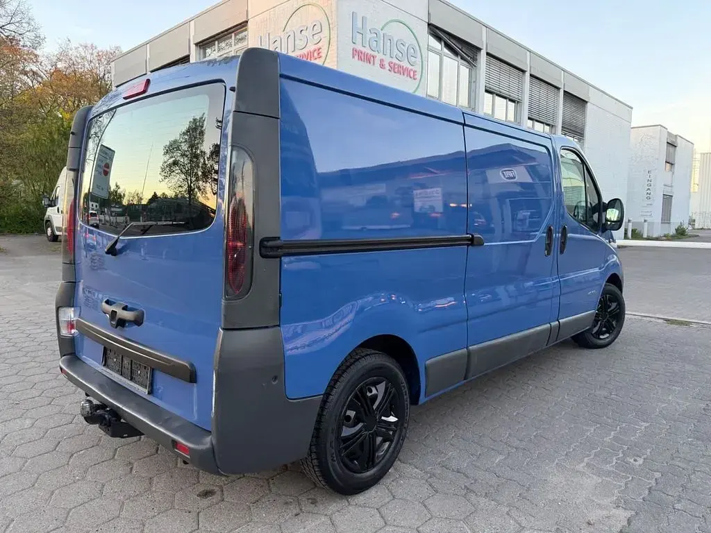Usata Renault Trafic 136 CV (100 kW) 2006 Blu Monovolume