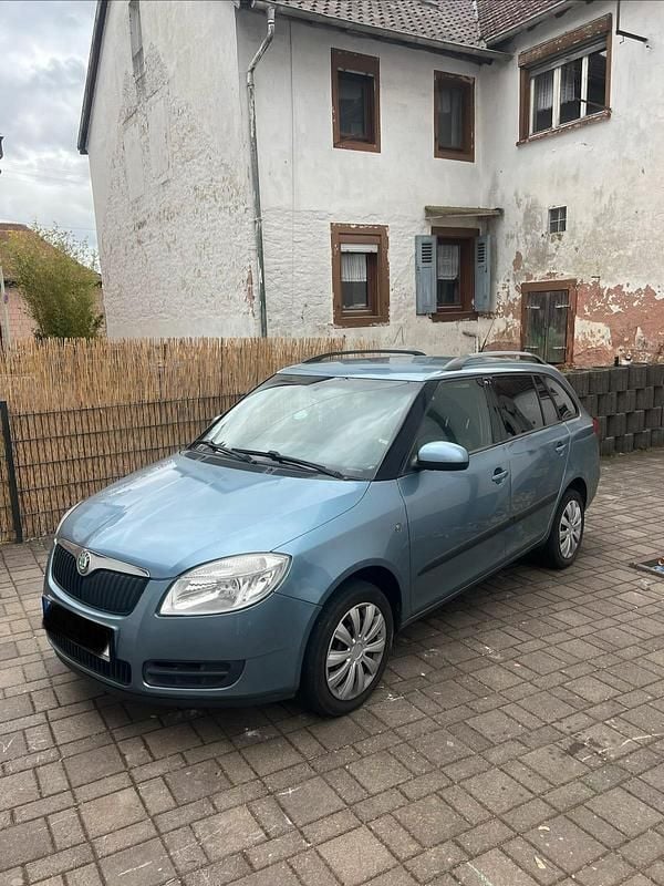 Gebraucht Skoda Fabia 73 PS (53 kW) 2008 Kombi