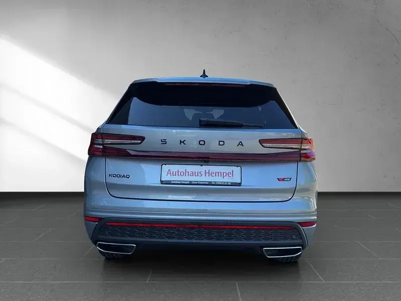 Neu Skoda Kodiaq RS 265 PS (194 kW) 2026 Silber SUV