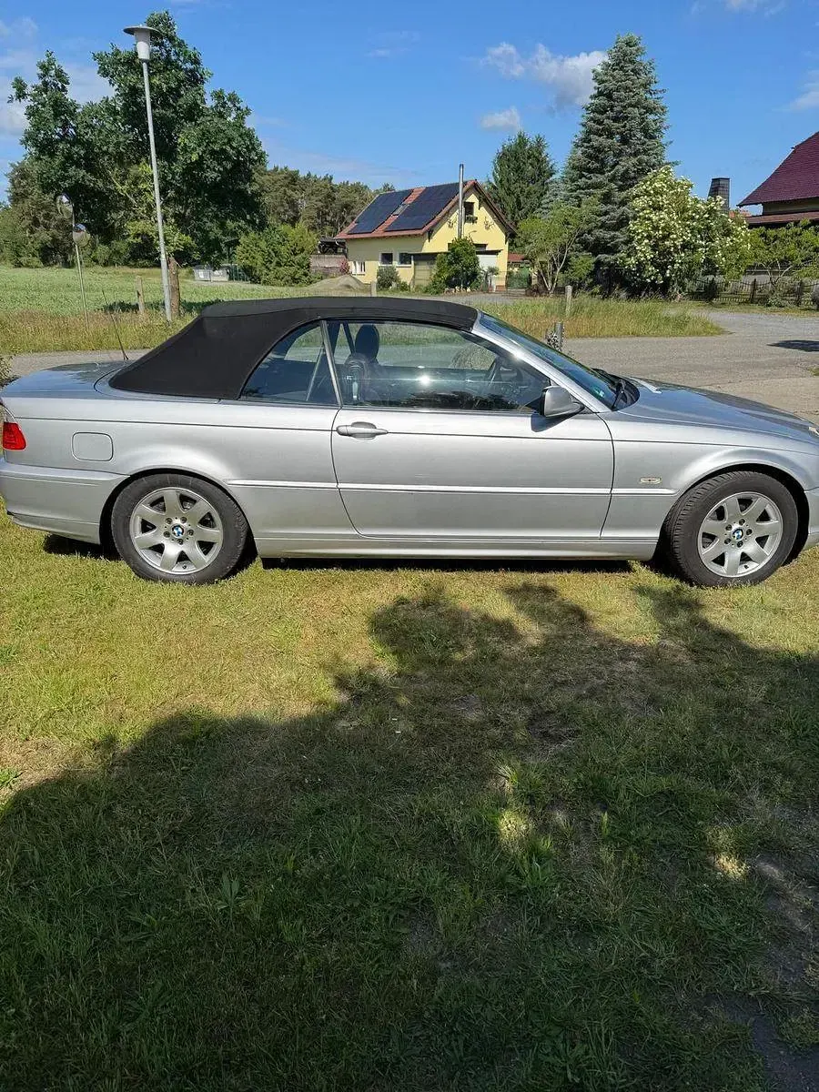 Gebraucht BMW 320 170 PS (125 kW) 2001 Silber Coupé