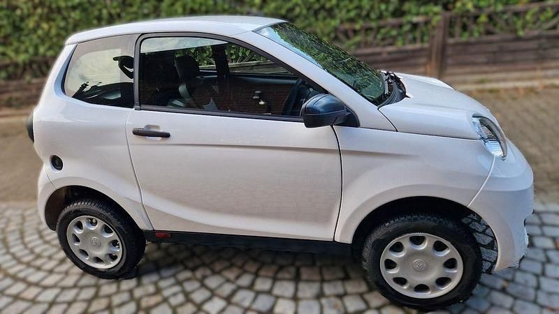Weiß Gebraucht 2022 Aixam Minauto Kleinwagen | 9.750 € (Fairer Preis) - Bild 1/4