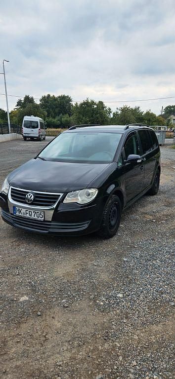 Schwarz Gebraucht 2008 VW Touran Van / Kleinbus | 2.700 € (Etwas zu teuer) - Bild 1/4