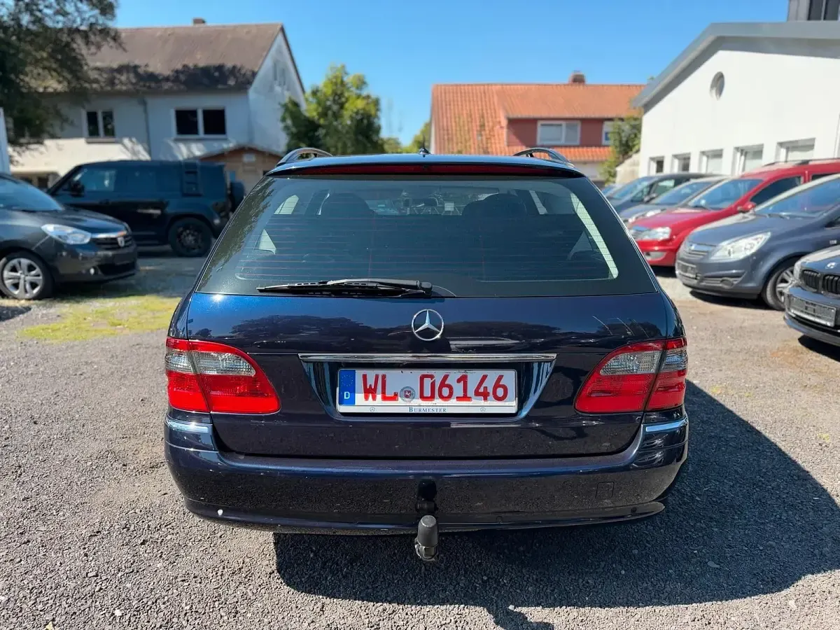 Gebraucht Mercedes E280 Elegance 231 PS (169 kW) 2007 Blau Kombi