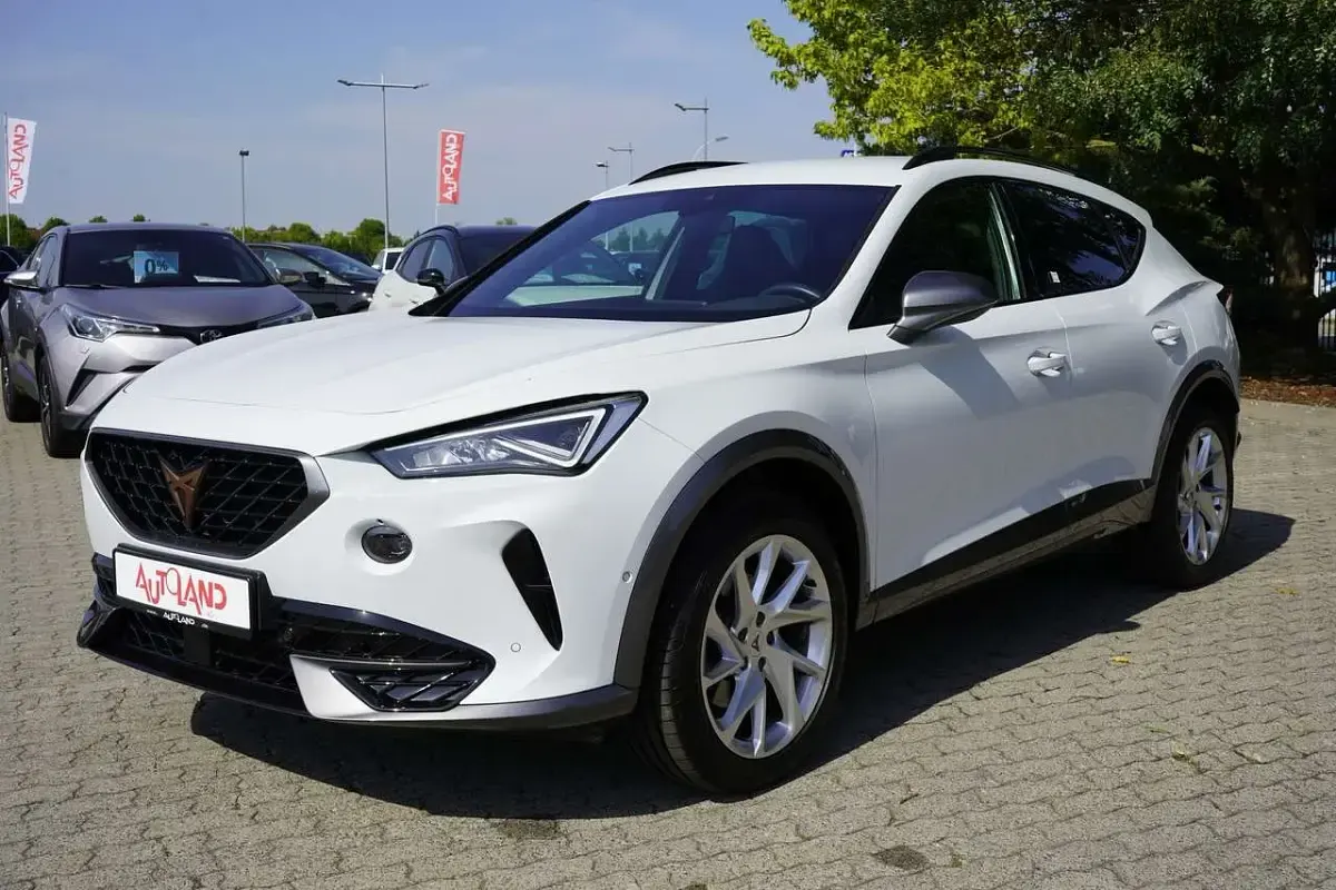 Gebraucht Cupra Formentor 190 PS (139 kW) 2023 Nevadaweissmet. SUV