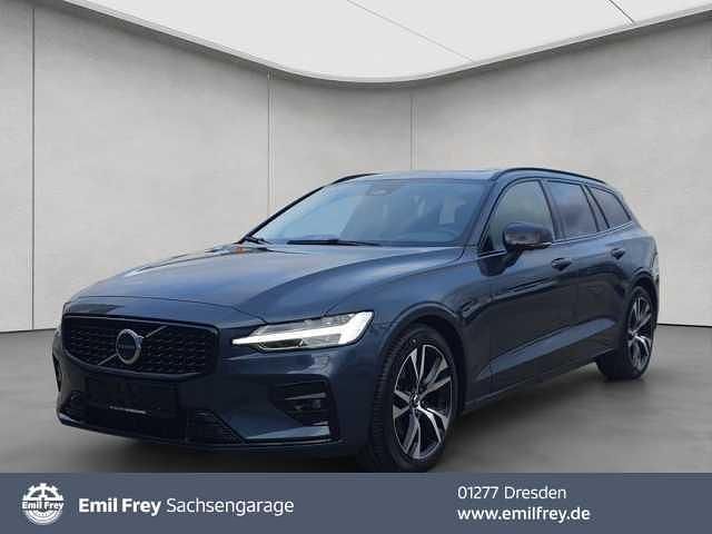 Gebraucht Volvo V60 145 PS (106 kW) 2025 Kombi