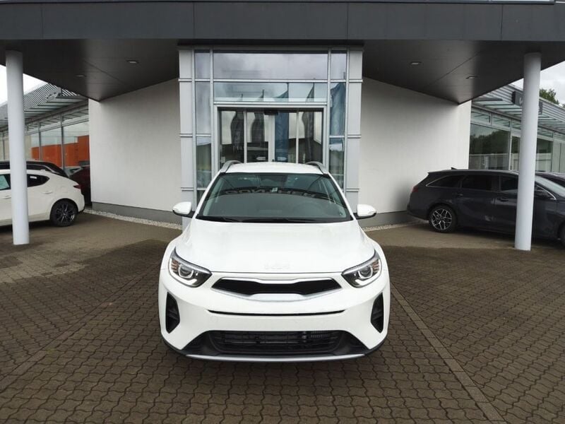 Neu Kia Stonic Vision 101 PS (74 kW) 2025 Schneeweiss SUV