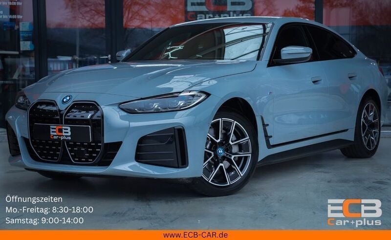 Brooklyn grau metallic Gebraucht 2023 BMW i4 M Sport Limousine | 44.490 € (Fairer Preis) - Bild 1/4