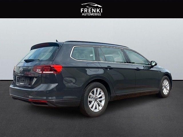 Gebraucht VW Passat Business 150 PS (110 kW) 2021 Grau Kombi