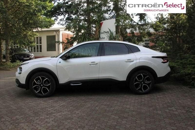 Gebraucht Citroën C4 X Shine 100 kW (136 PS) 2023 Weiß (metallic) SUV